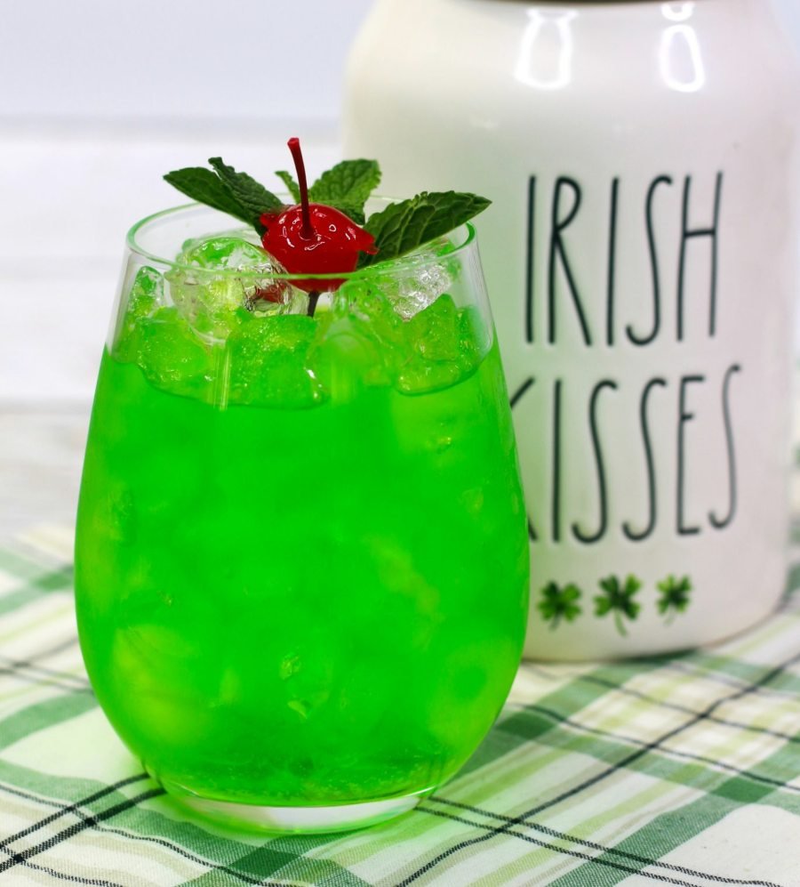 St-Patricks Day Chance du cocktail Irish Green Whiskey.