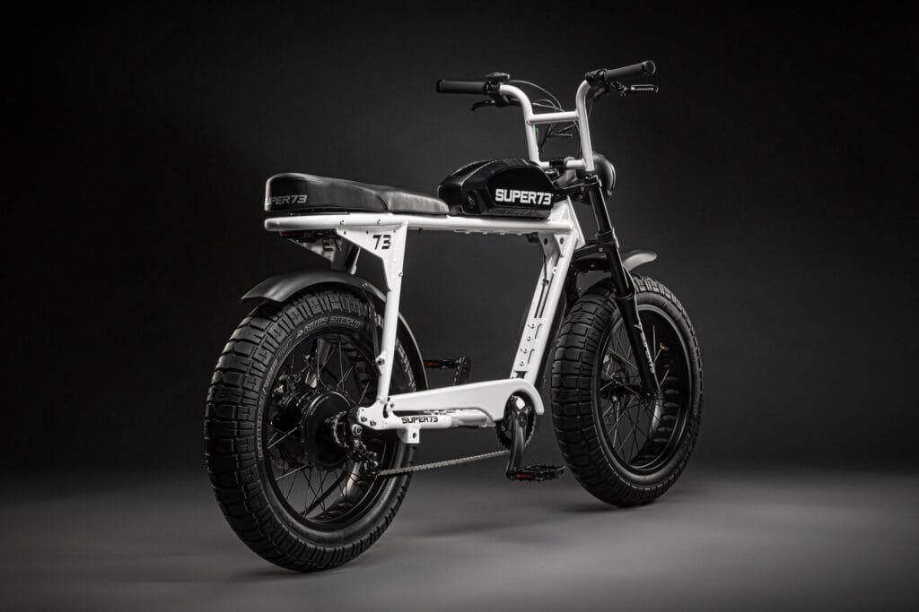 Critique du Super73 S2 ​​un velo electrique amusant mais effrayant