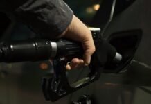 10 raisons pour lesquelles l’essence passera à 5€ le litre le 1er mai 2022