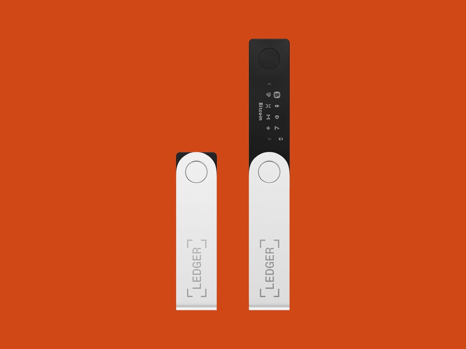 Ledger Nano X montré ouvert et fermé