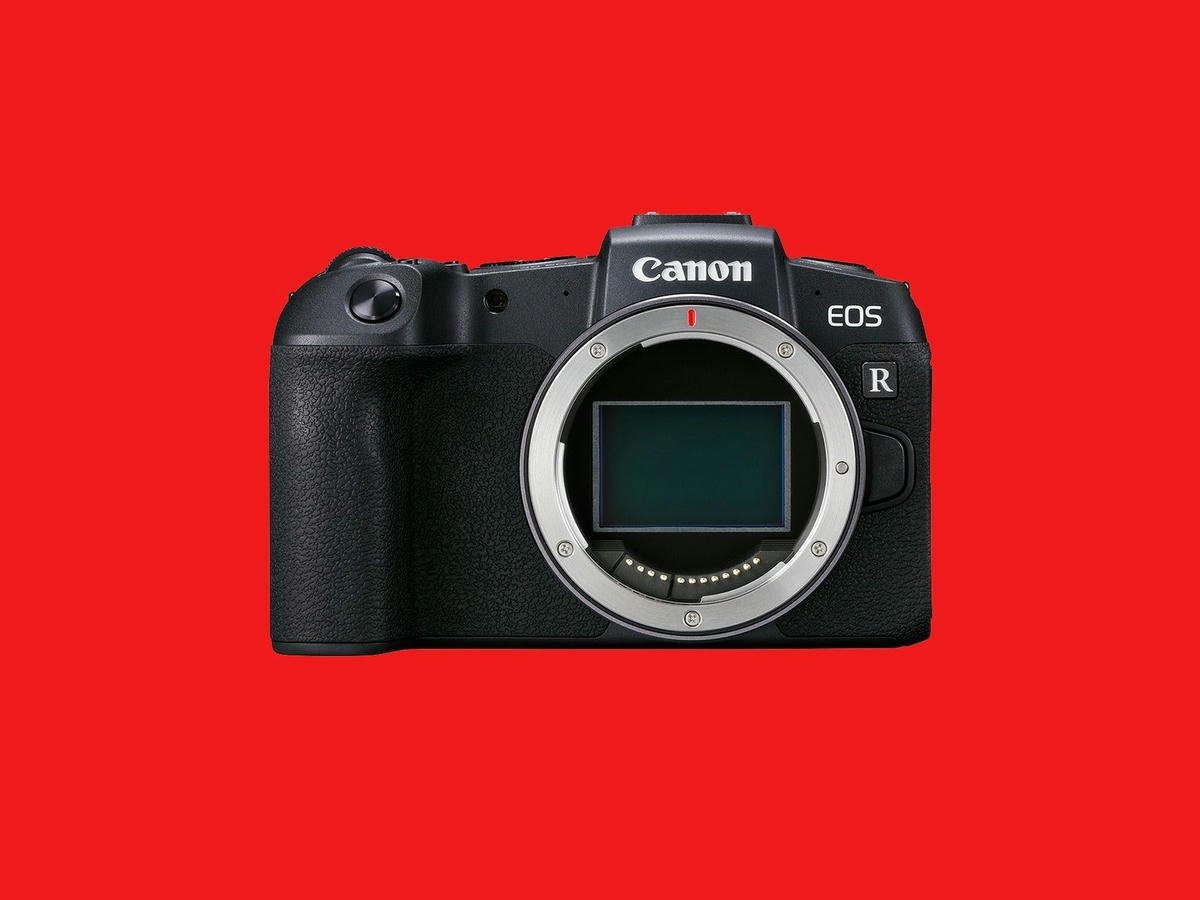 Appareil photo Canon EOS R sans objectif fixé