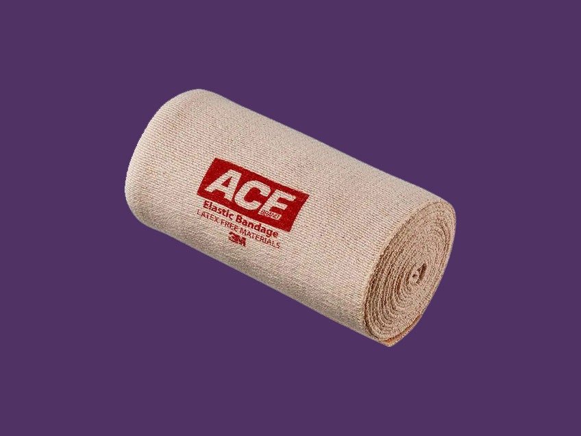 Bandage ACE sur fond violet