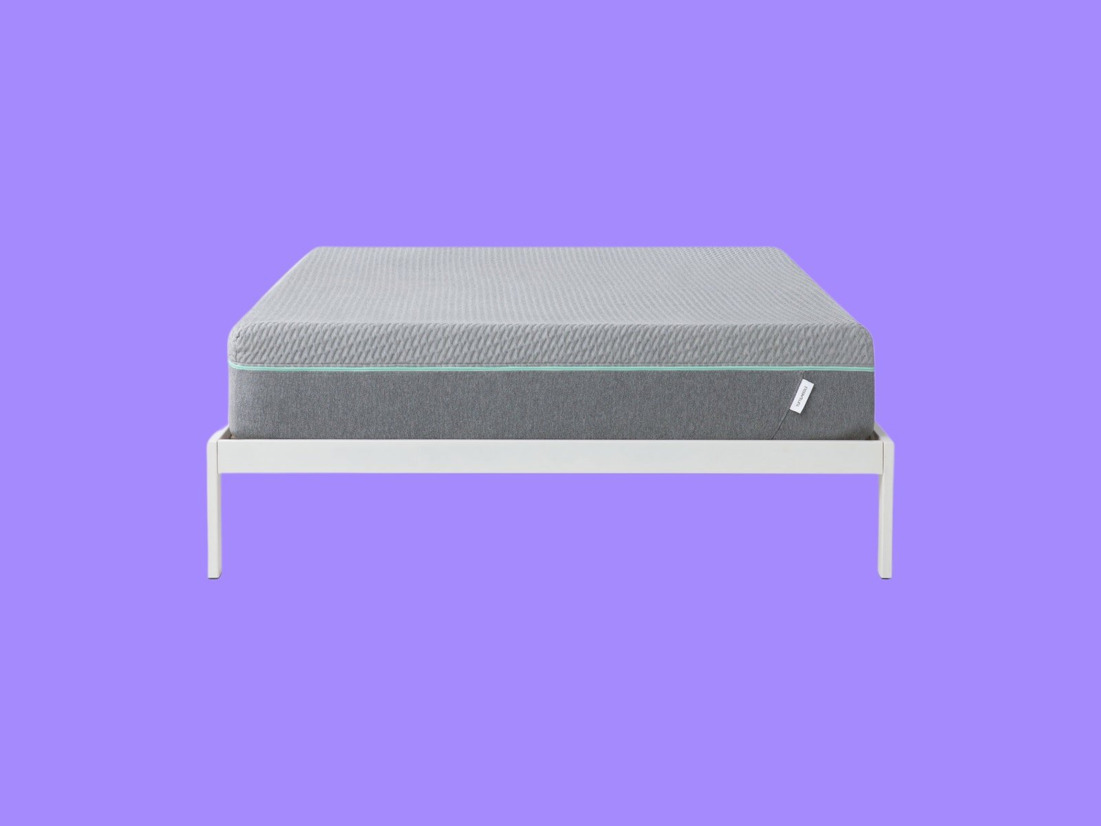 Matelas touffe et aiguille menthe sur fond violet