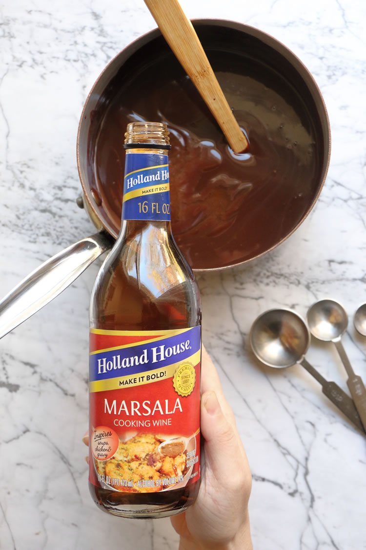 Recette : Faire une fondue avec du vin de cuisine Holland House Marsala