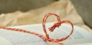 10 raisons d’offrir des livres comme cadeau cette année